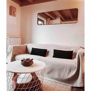 Duplex Avec Cheminee Et Vue Montagne Appartement Le Biot